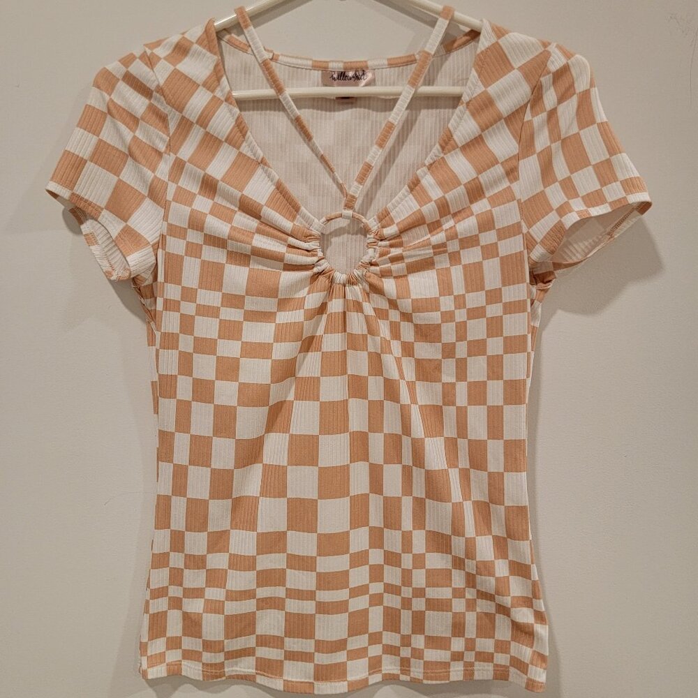 Willow & Root Geometric T-Shirt in Cream and White with Ring Detail Women's Smal